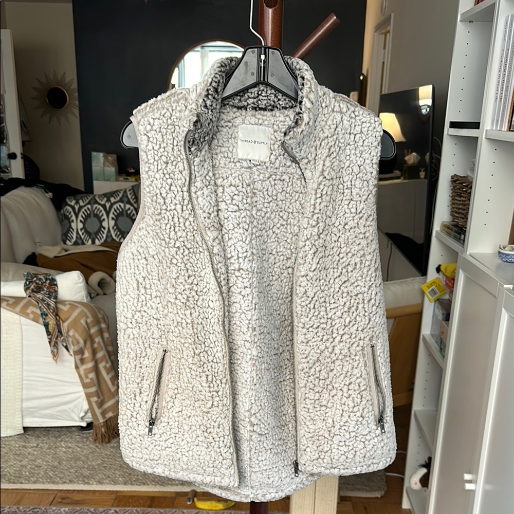 Thread & Supply Sherpa Fleece Vest - Cream